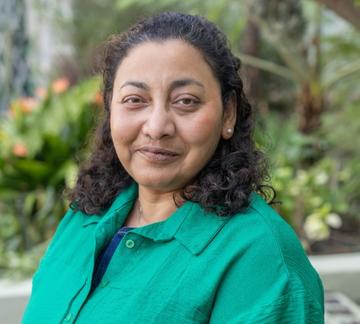 Tuhina's professional headshot taken by the official photographer at the VALIDATE Annual Meeting 2025