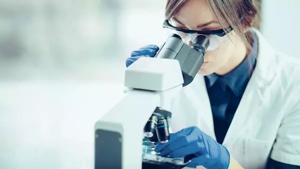 Microscopist