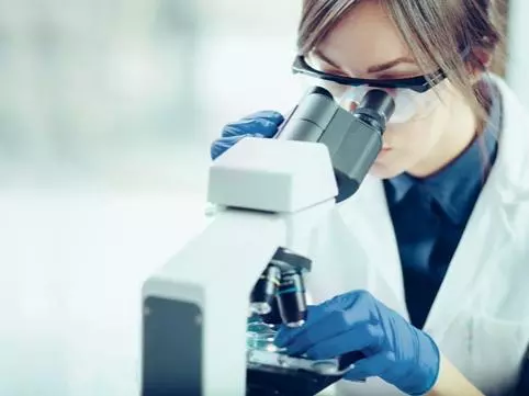 Microscopist
