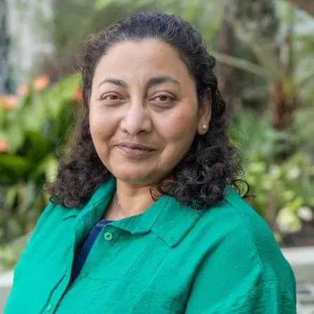 Tuhina's professional headshot taken by the official photographer at the VALIDATE Annual Meeting 2025